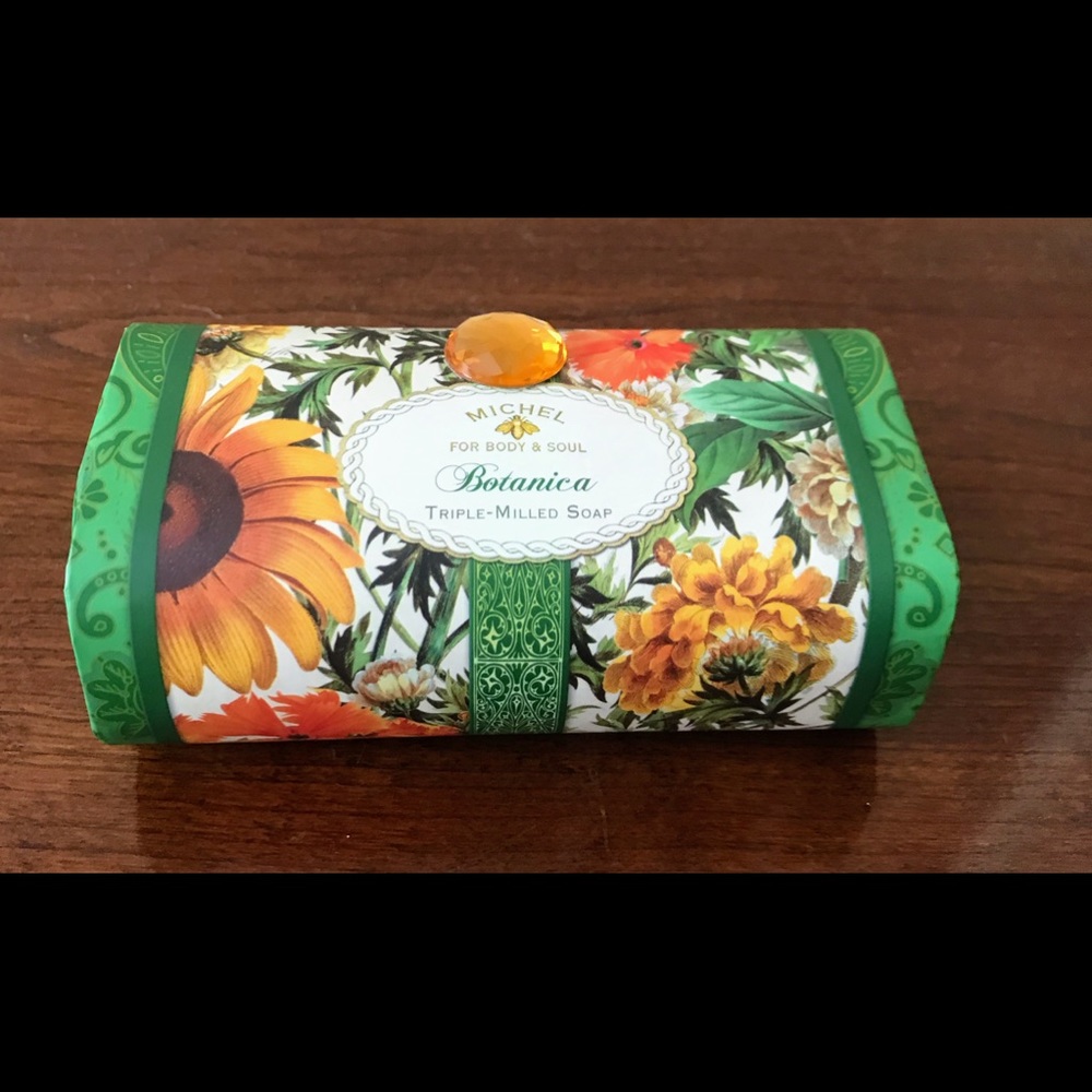Michel For Body&Soul  BOTANICA  Triple Milled Soap
